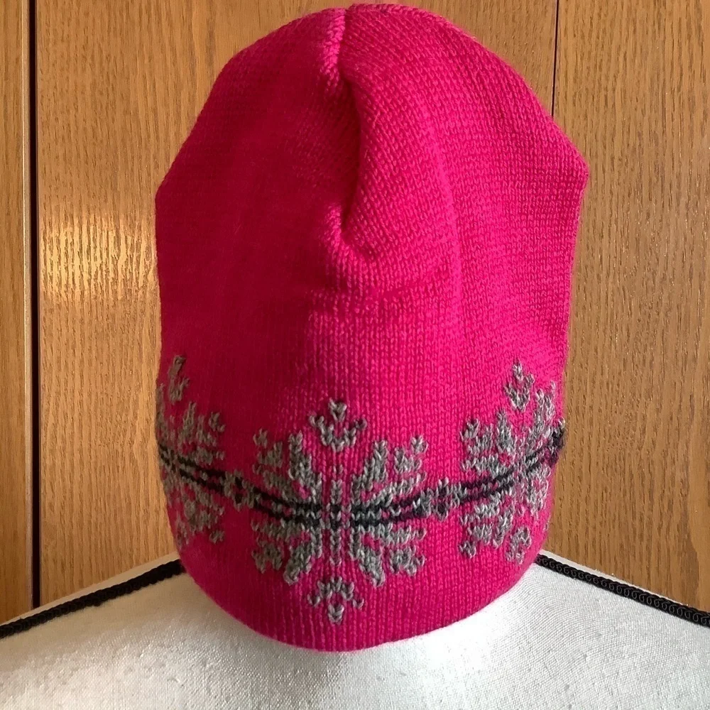 NWT Boulder Woolies Pink & Grey Beanie